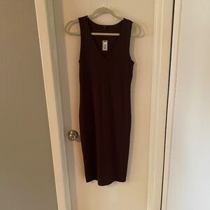 Sleeveless cocktail dress, very dark burgundy